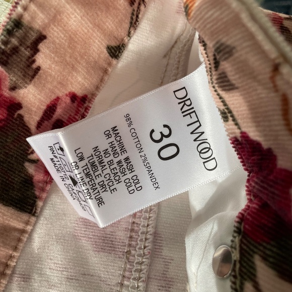 Size 30 Driftwood  pinwheel, corduroy floral jeans - Picture 4 of 6